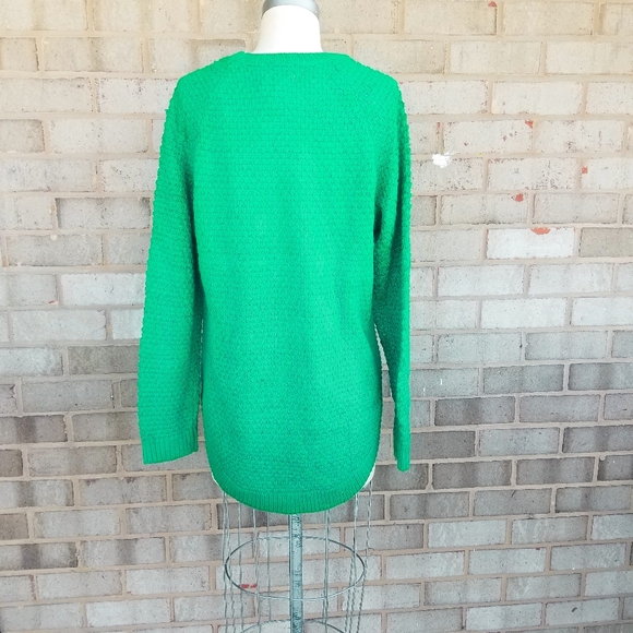 "M" Green knitted sweater - Picture 5 of 11